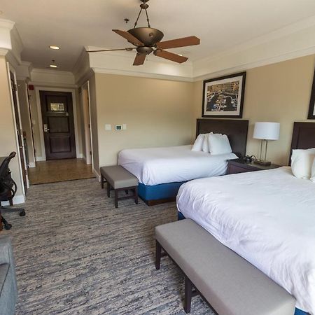 Camden On The Lake Resort Lake Ozark Buitenkant foto