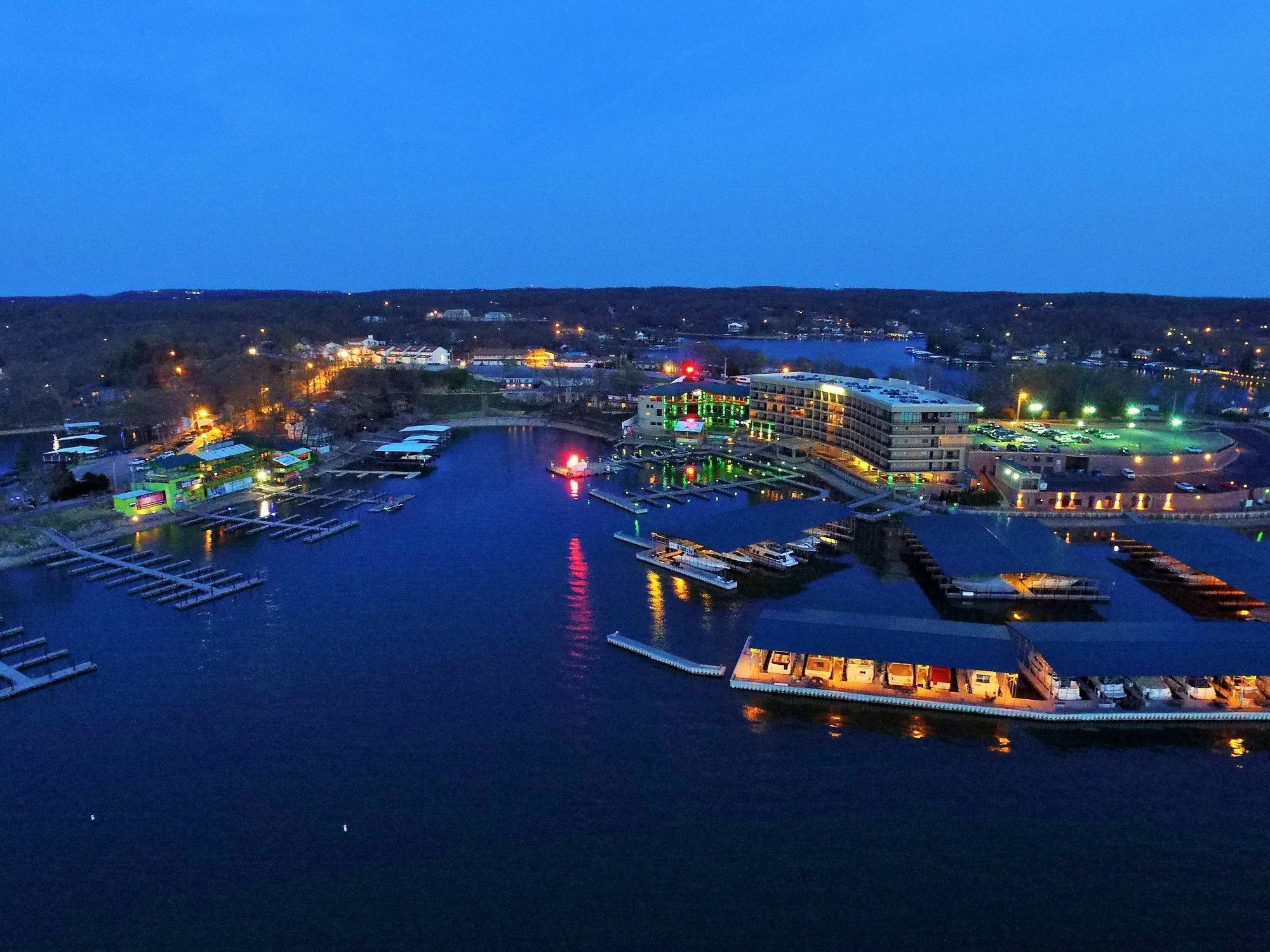 Camden On The Lake Resort Lake Ozark Buitenkant foto
